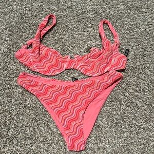 Wavey pink Vetchy swimsuit bikini
